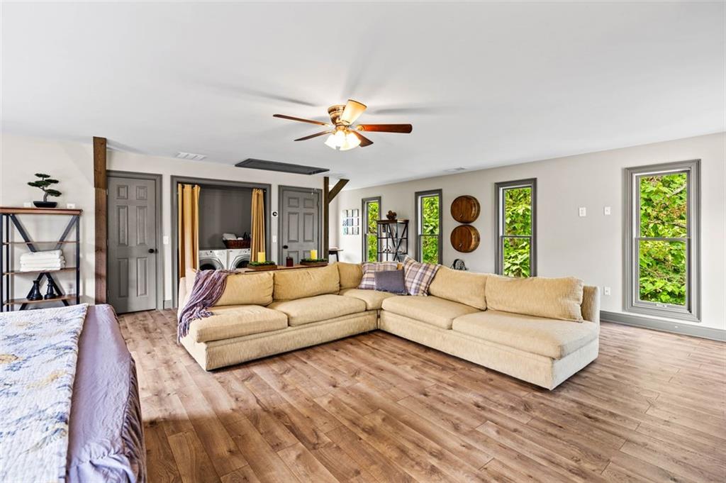 4337 MOUNTAIN VIEW Road