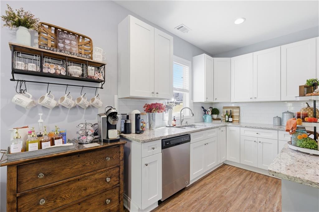 324 Highland Pointe Drive