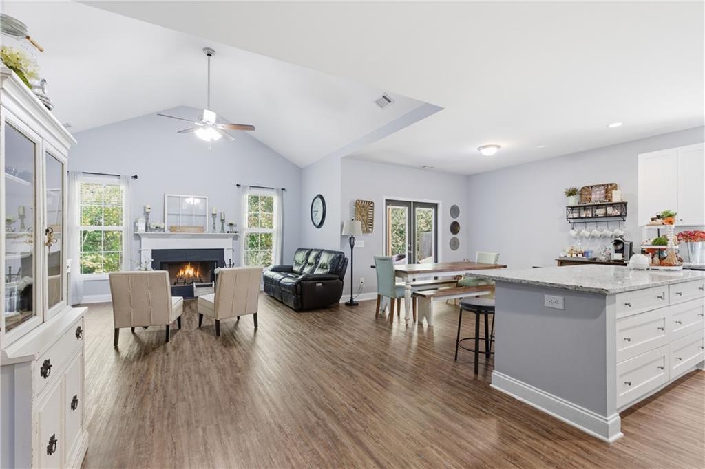 324 Highland Pointe Drive