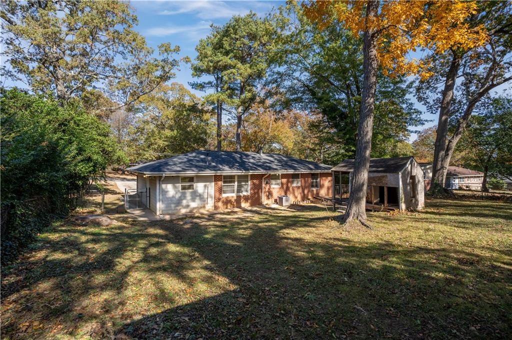 2868 Belaire Circle