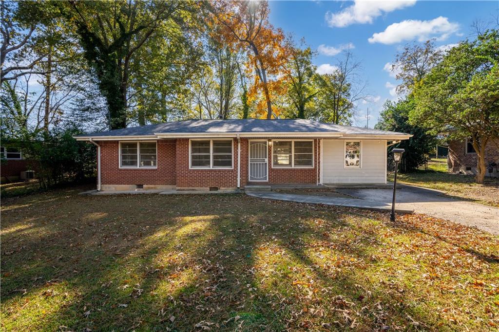 2868 Belaire Circle