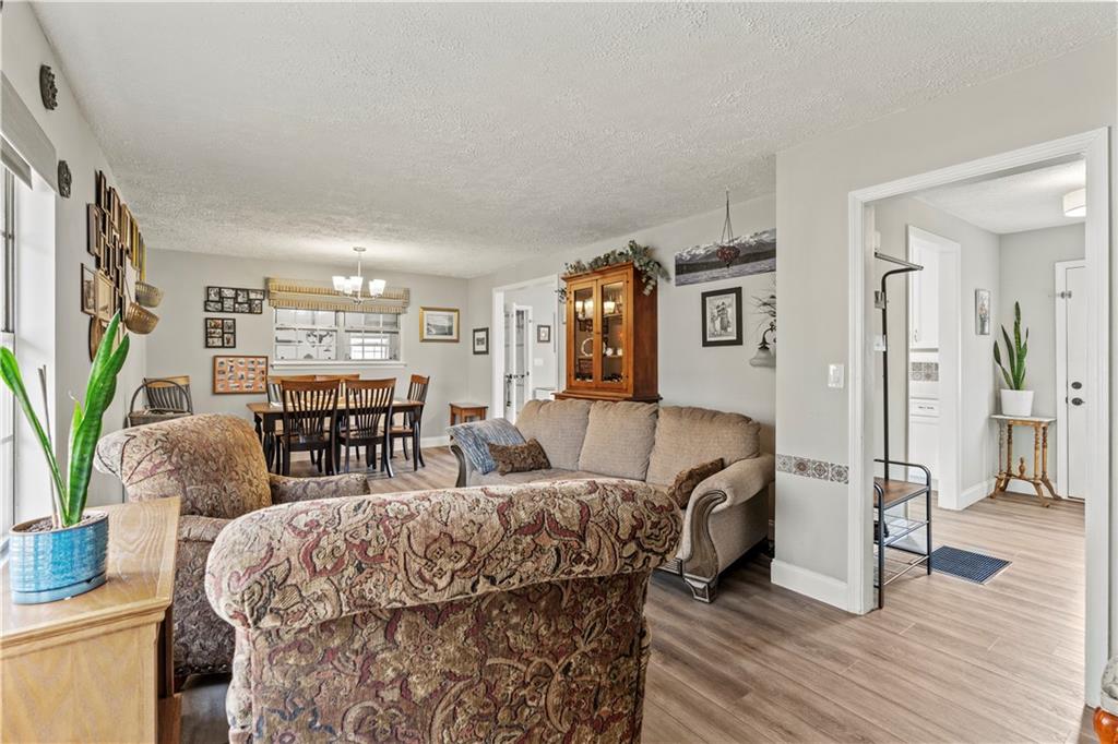 3318 Springdale Forrest Circle