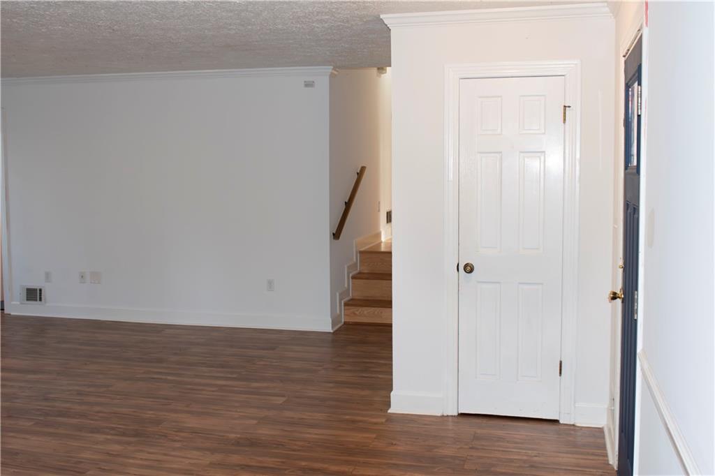 3626 Thompson Bend