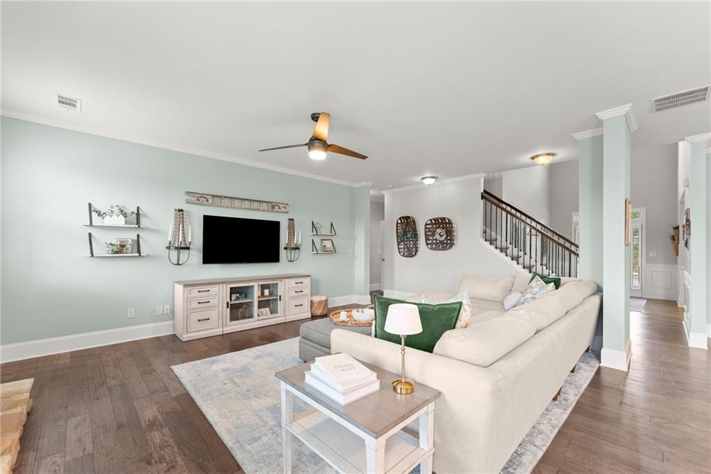 6712 Blooming Iris Court