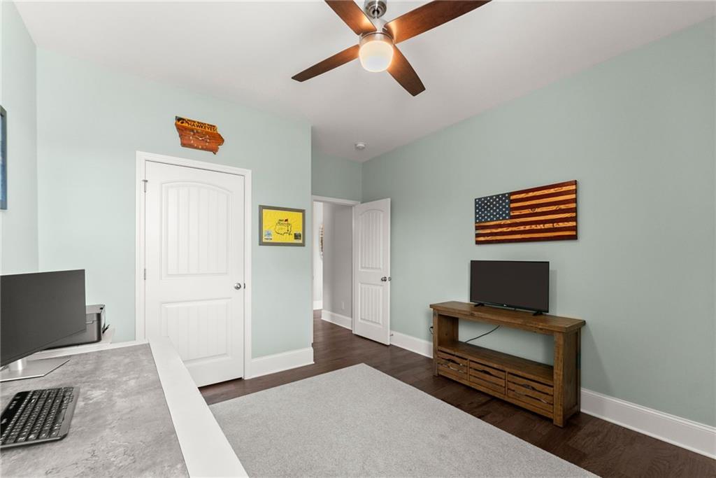 6712 Blooming Iris Court