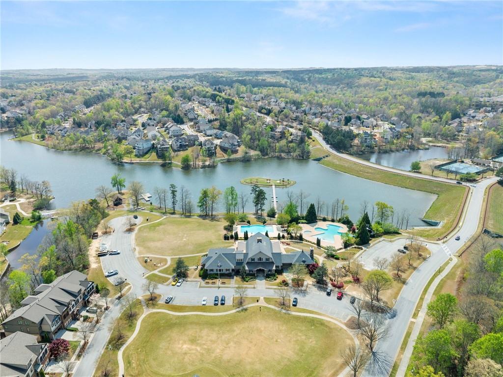 6712 Blooming Iris Court