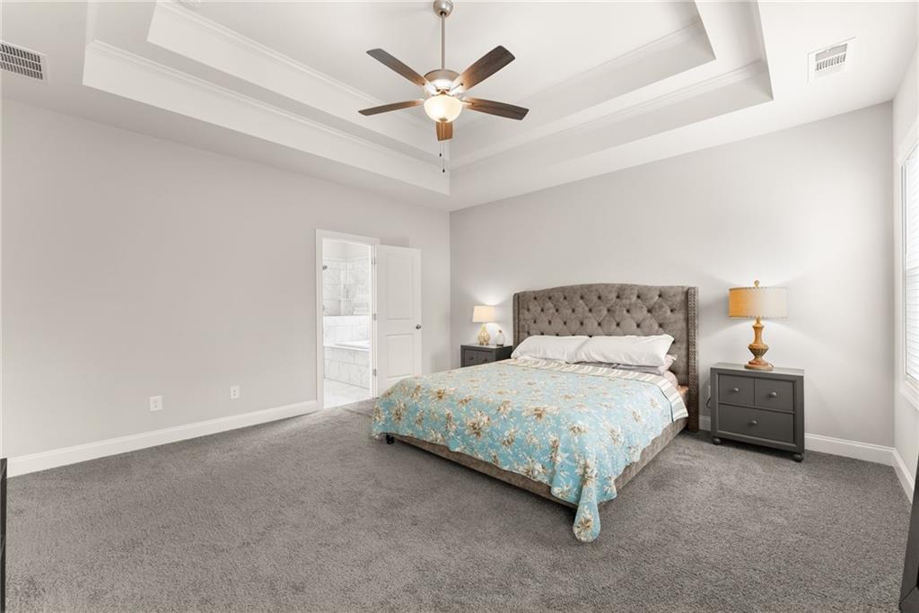 4718 Shady Lake Circle