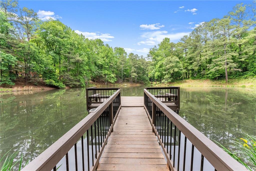 4718 Shady Lake Circle