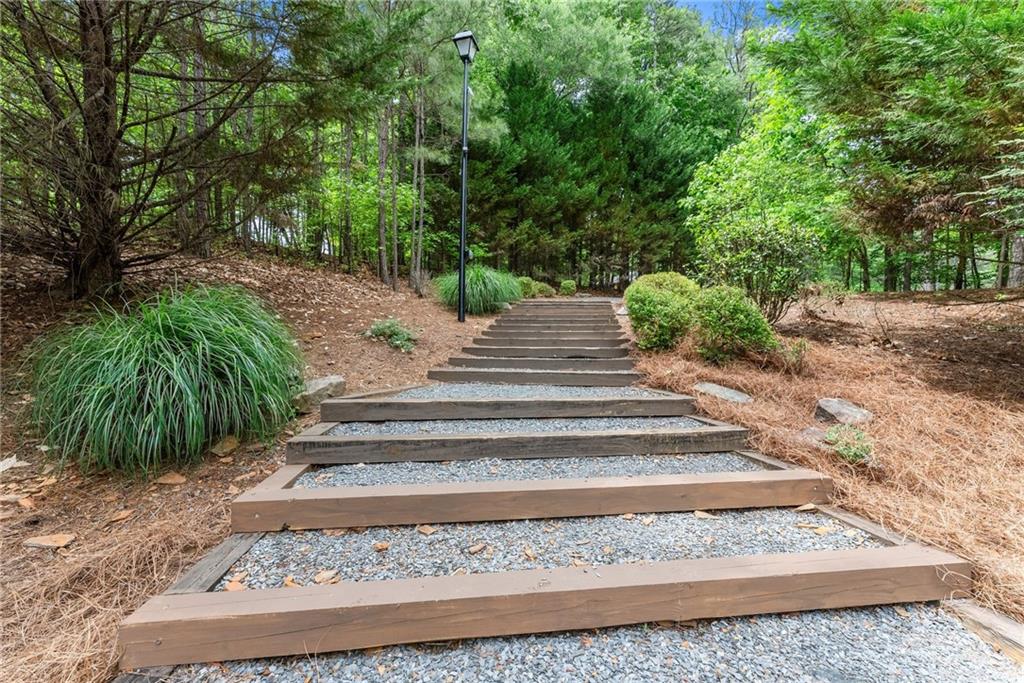 4718 Shady Lake Circle