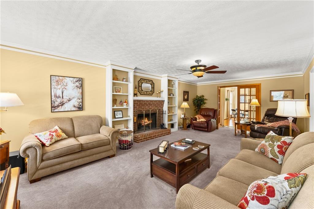 1087 Spring Mill Drive SW