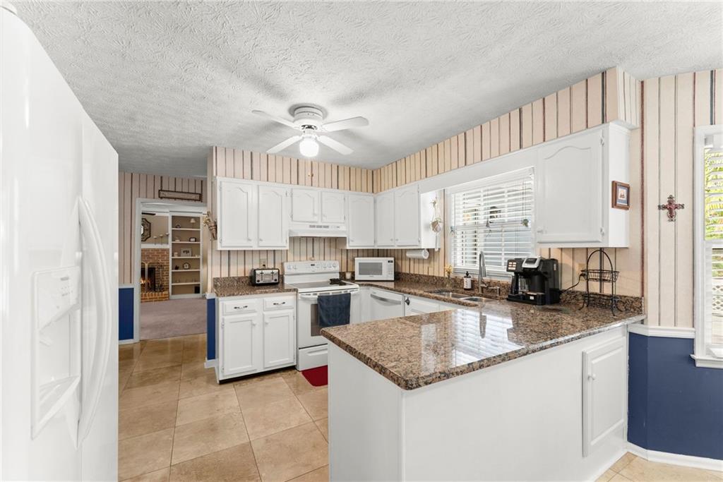 1087 Spring Mill Drive SW