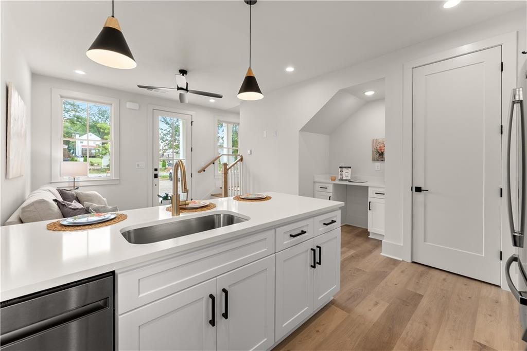 758 Trail View Court SW