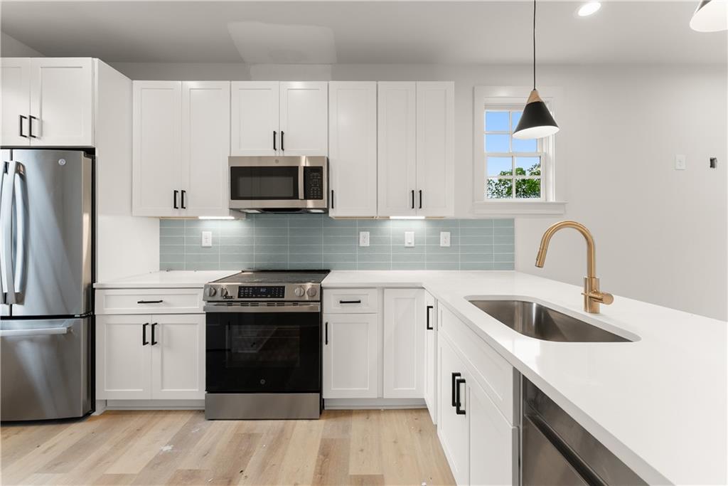 774 Trail View Court SW