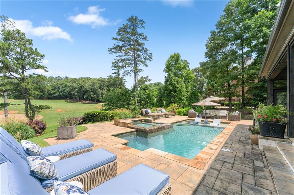 2799 Club Drive