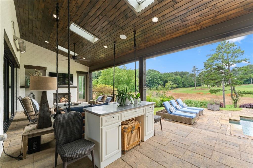 2799 Club Drive