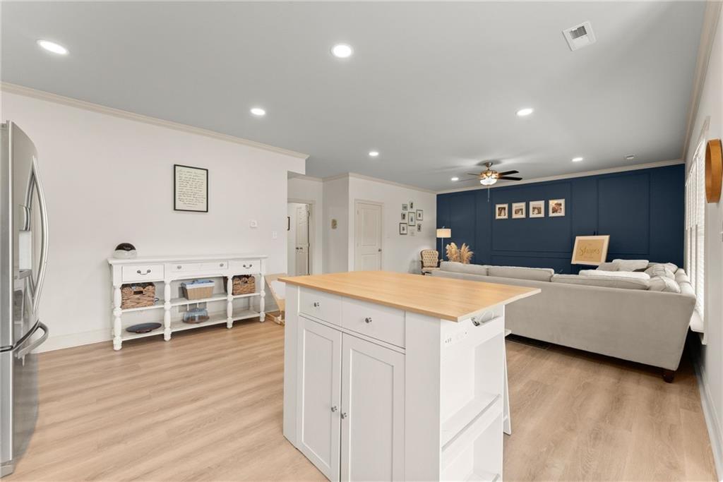 6742 Trail Side Drive