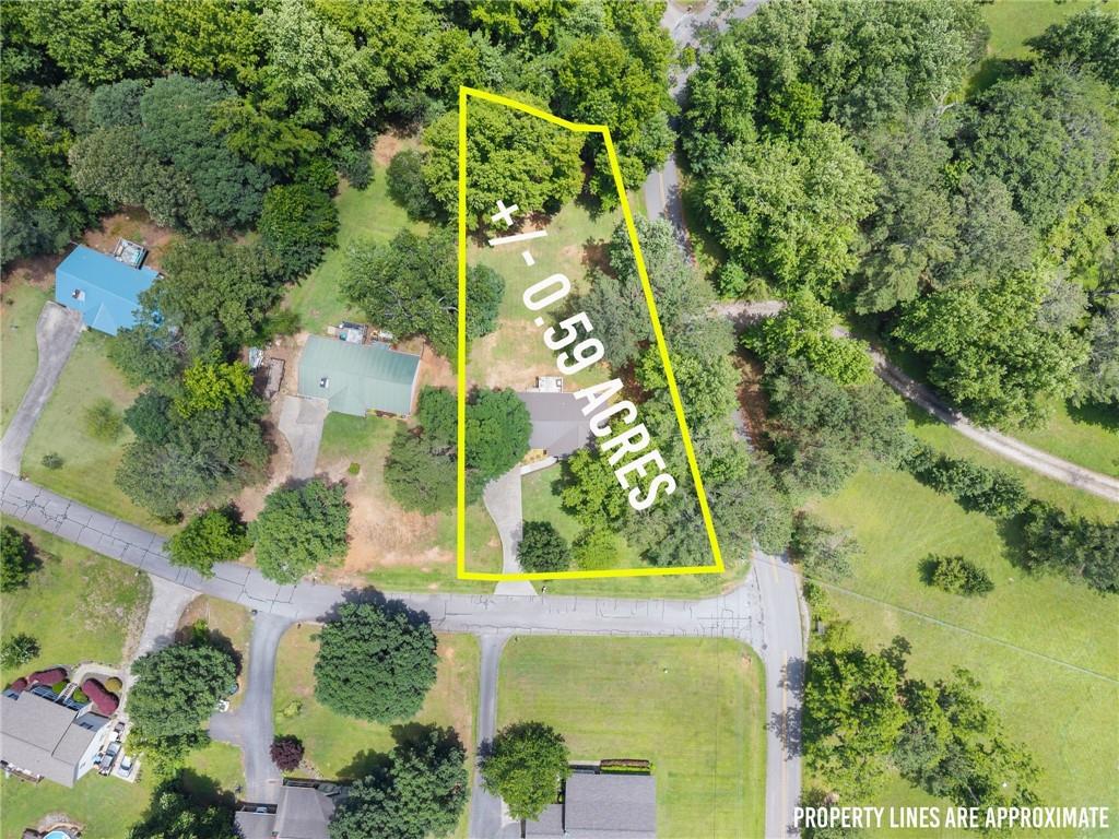 18 Chickasaw Trail