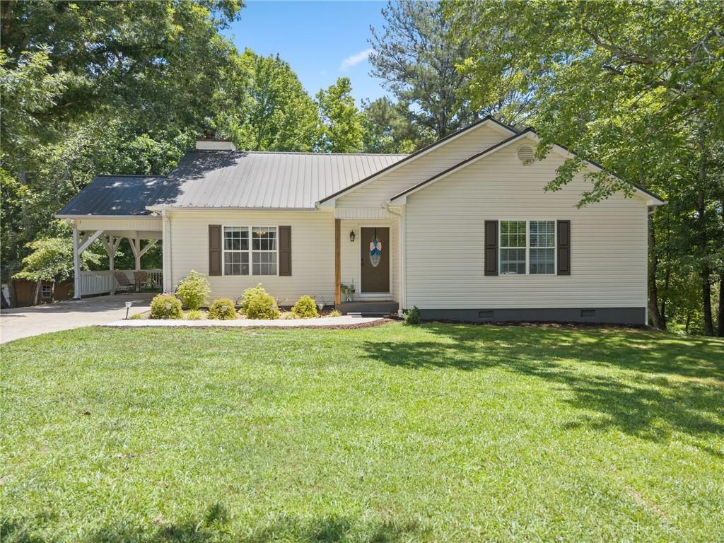 18 Chickasaw Trail