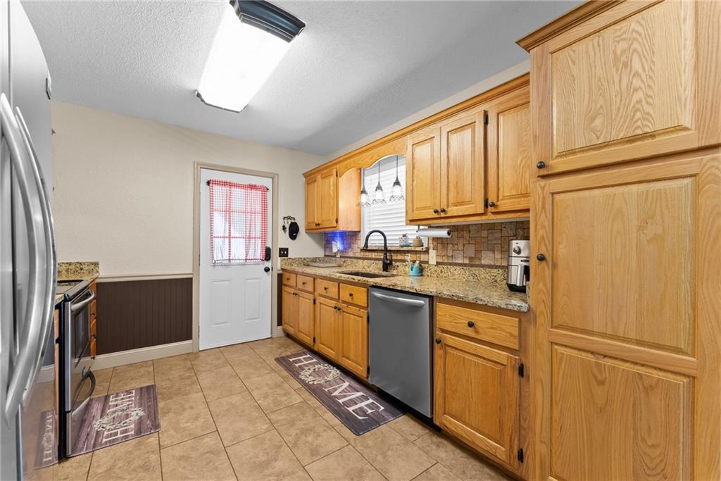18 Chickasaw Trail