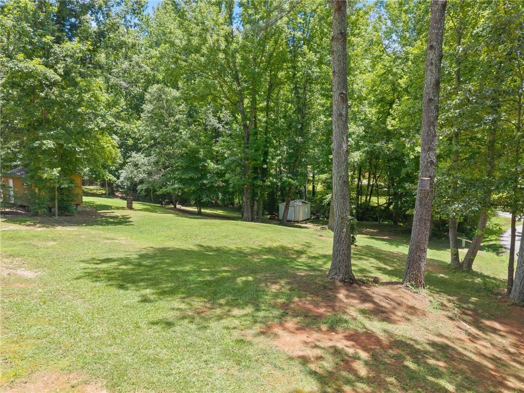 18 Chickasaw Trail