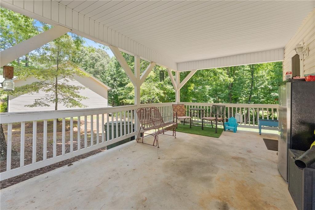 18 Chickasaw Trail