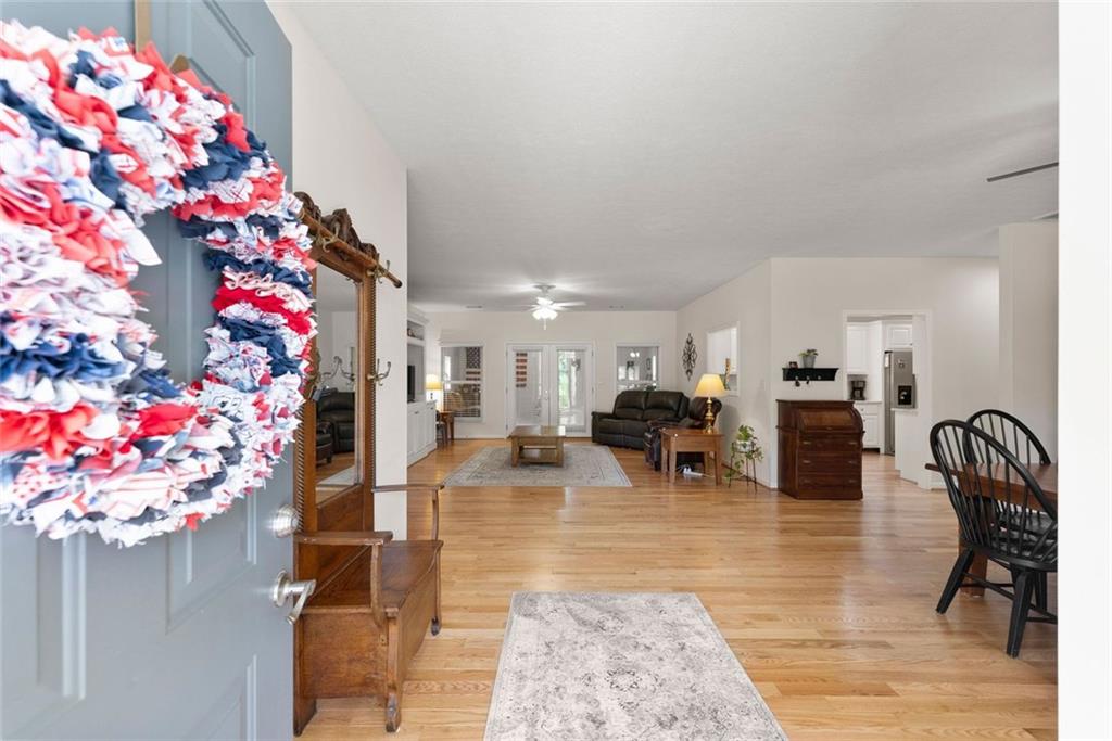1020 Easy Street