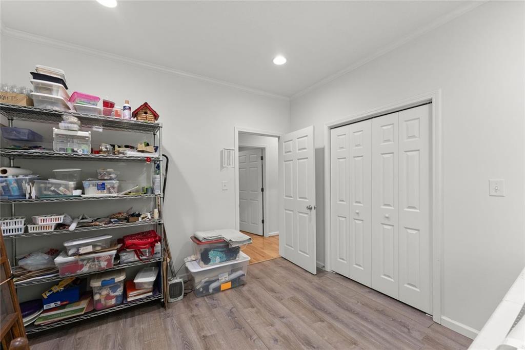 1020 Easy Street