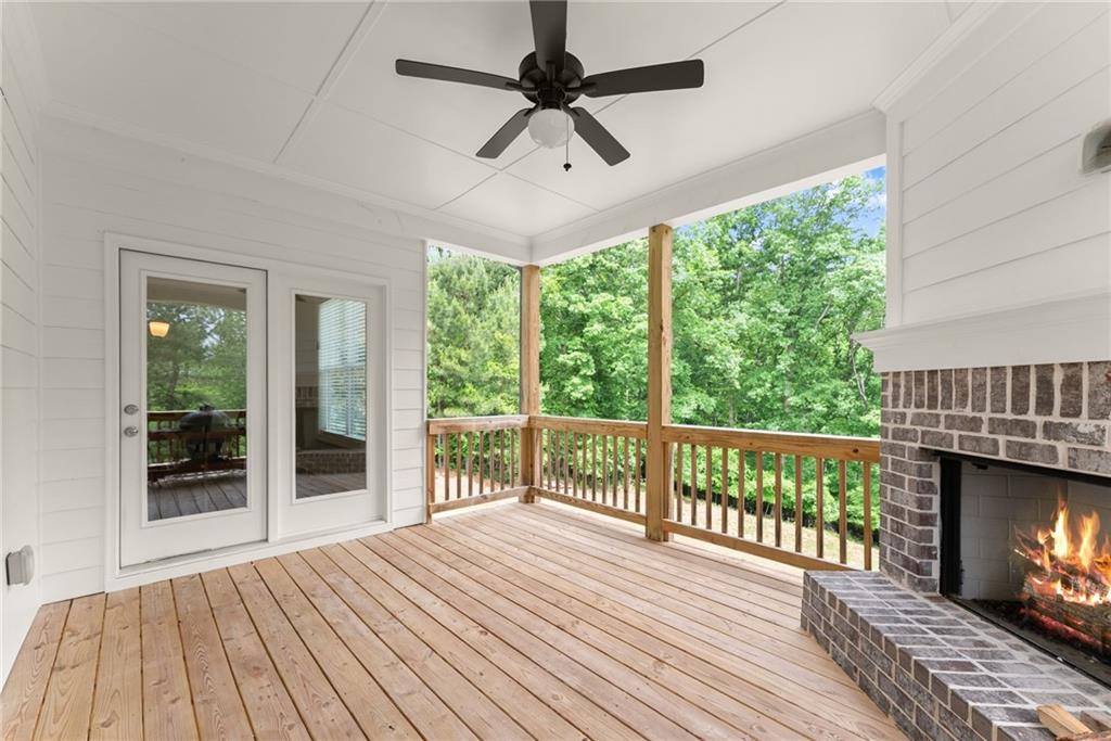 4718 Shady Lake Circle