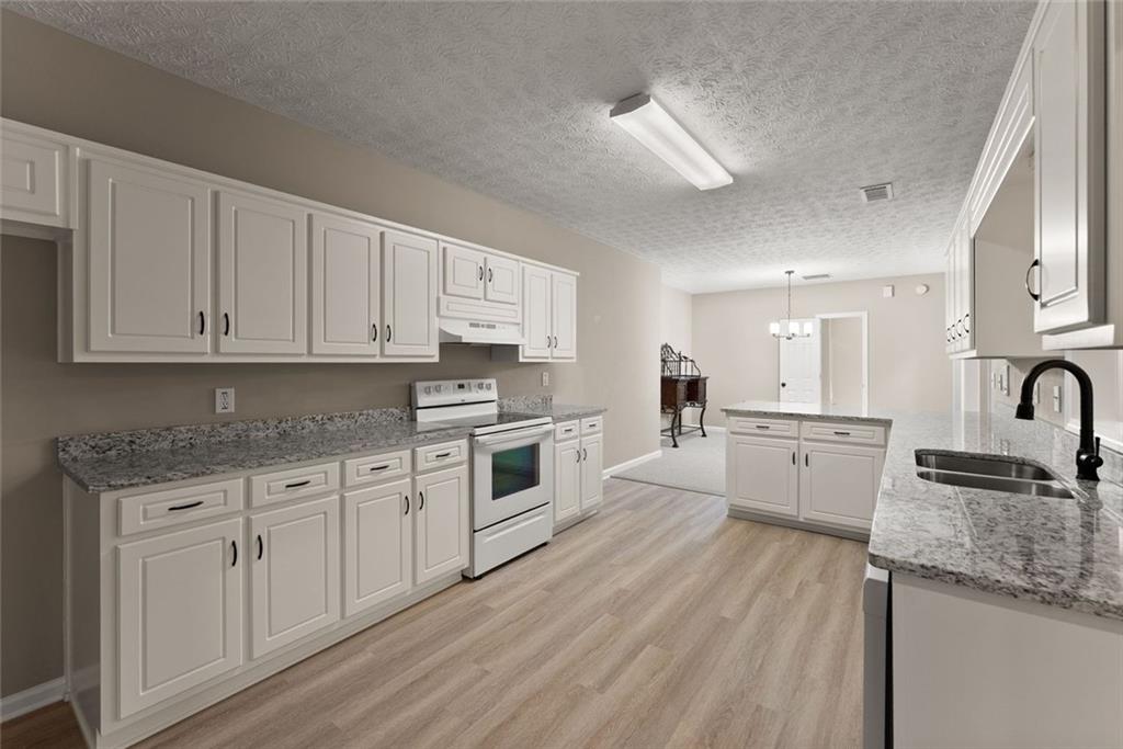 1194 Foster Road