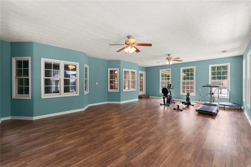 1194 Foster Road