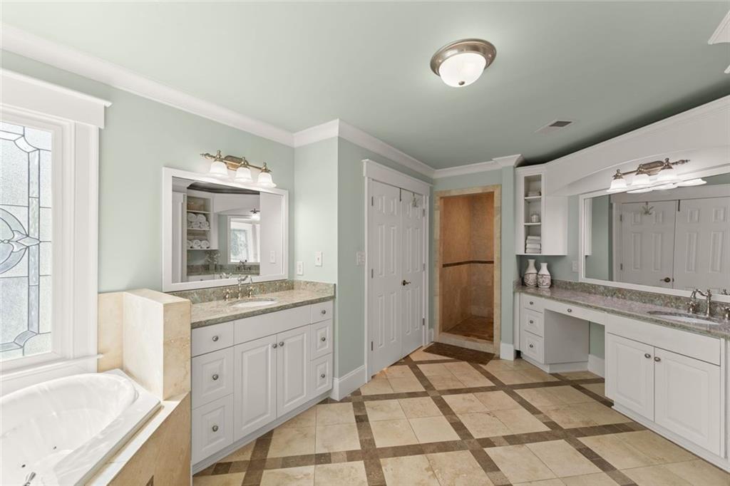 16066 Inverness Trail