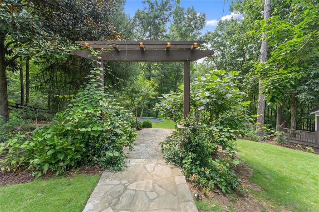 16066 Inverness Trail