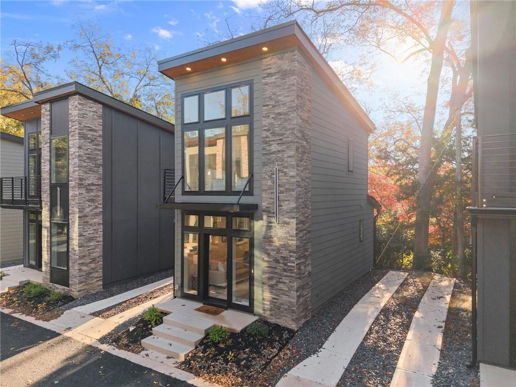 515 Nightfire Court SW