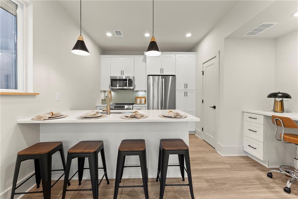 515 Nightfire Court SW