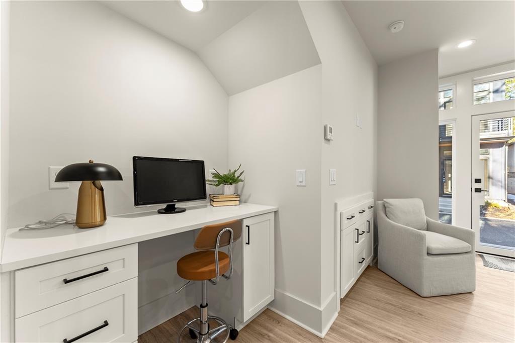 515 Nightfire Court SW