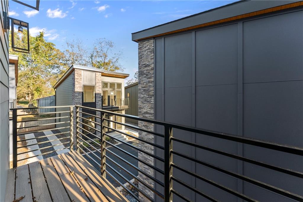 515 Nightfire Court SW