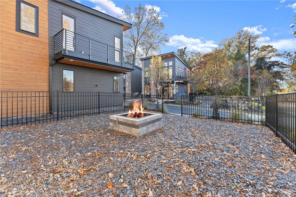 515 Nightfire Court SW