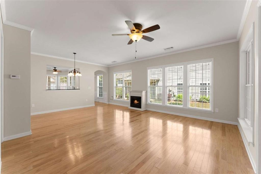 6142 Longleaf Drive