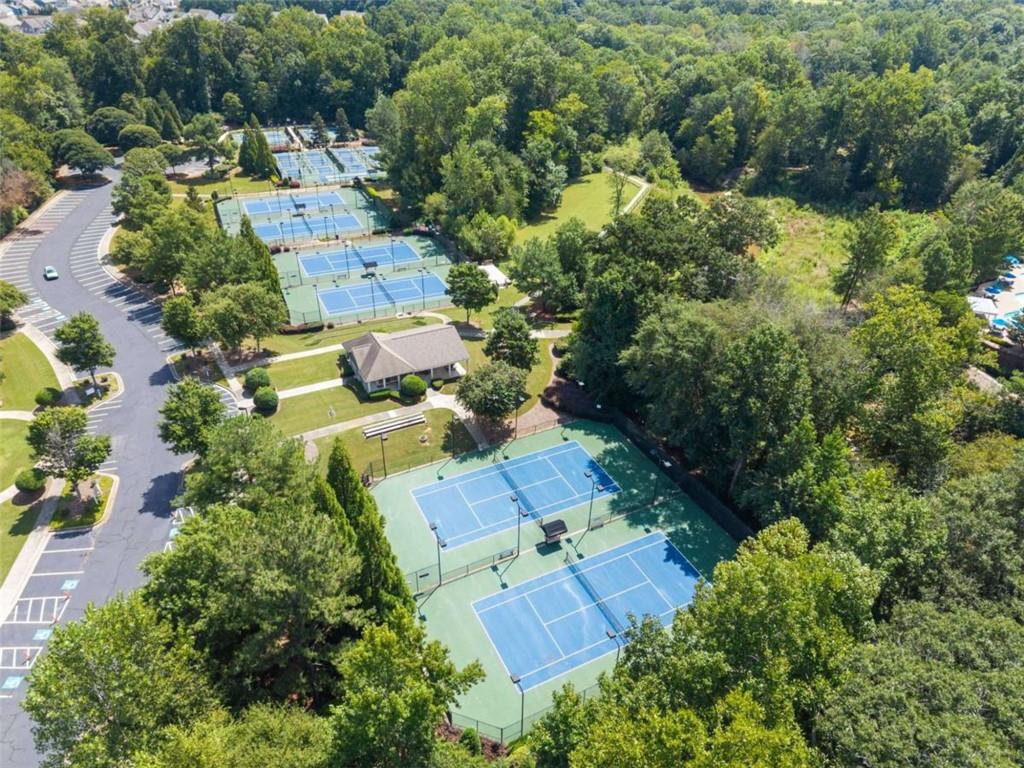 6142 Longleaf Drive