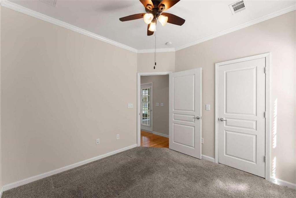 6142 Longleaf Drive