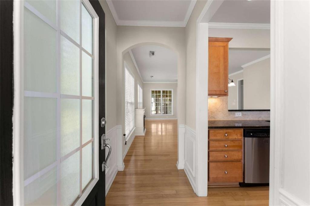 6142 Longleaf Drive