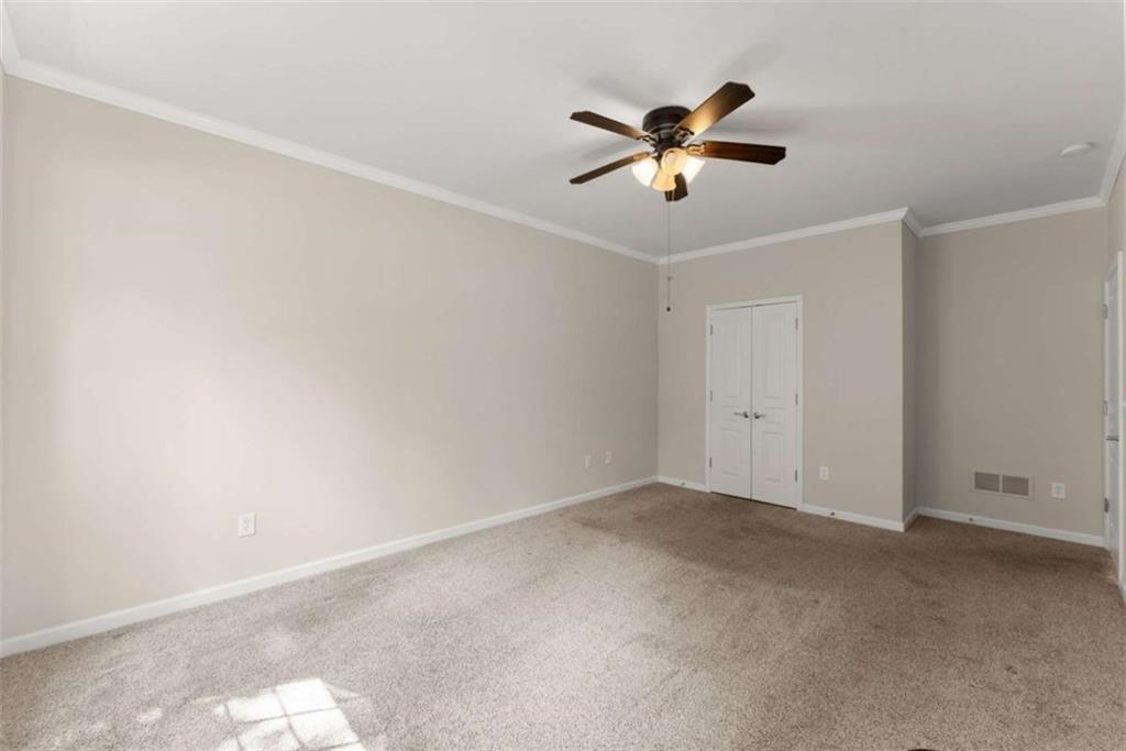6142 Longleaf Drive