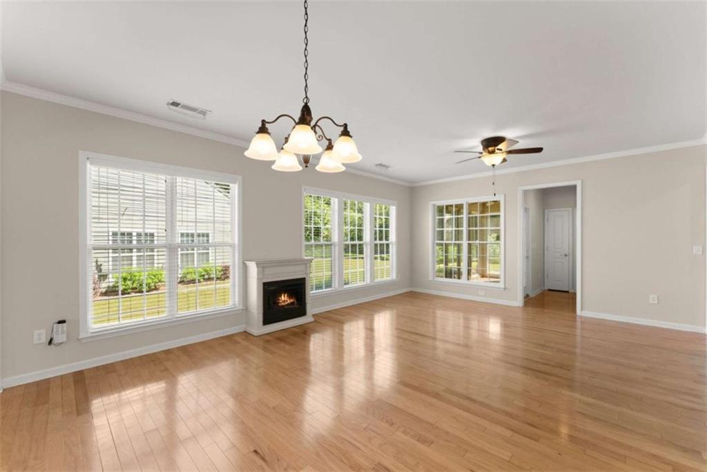 6142 Longleaf Drive