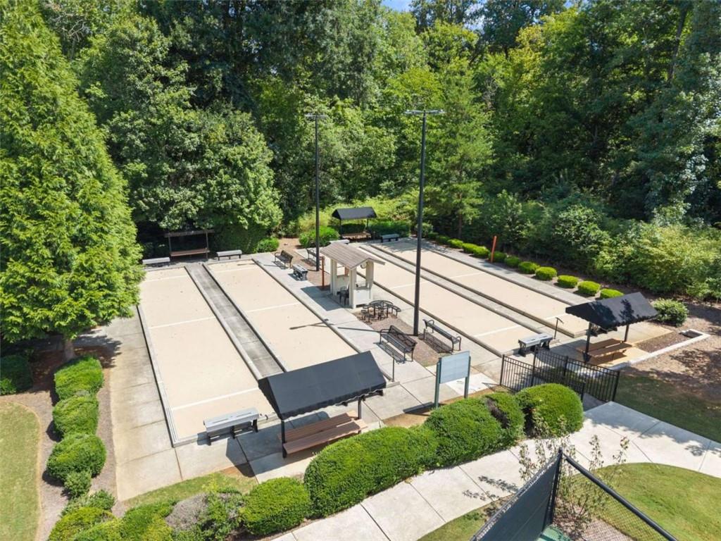 6142 Longleaf Drive