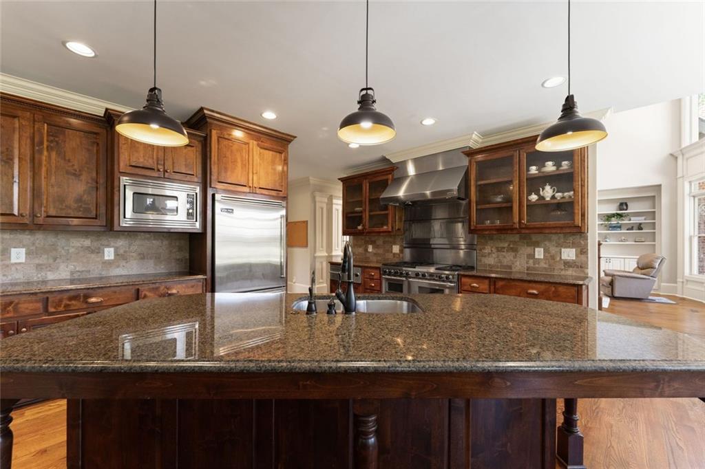 6077 Green Tree Lane