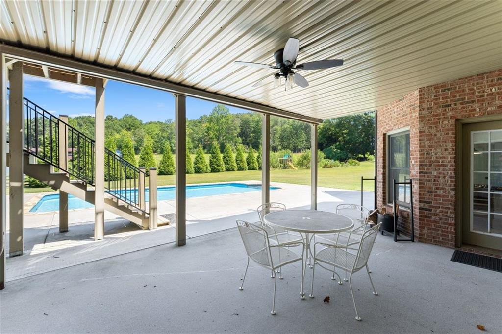 6077 Green Tree Lane