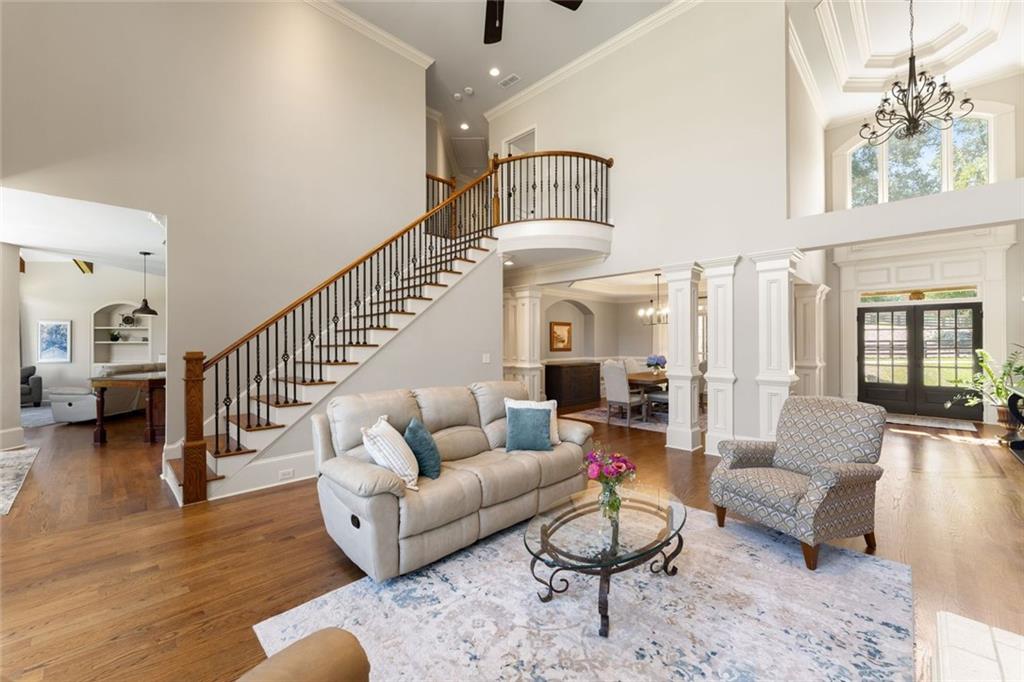 6077 Green Tree Lane