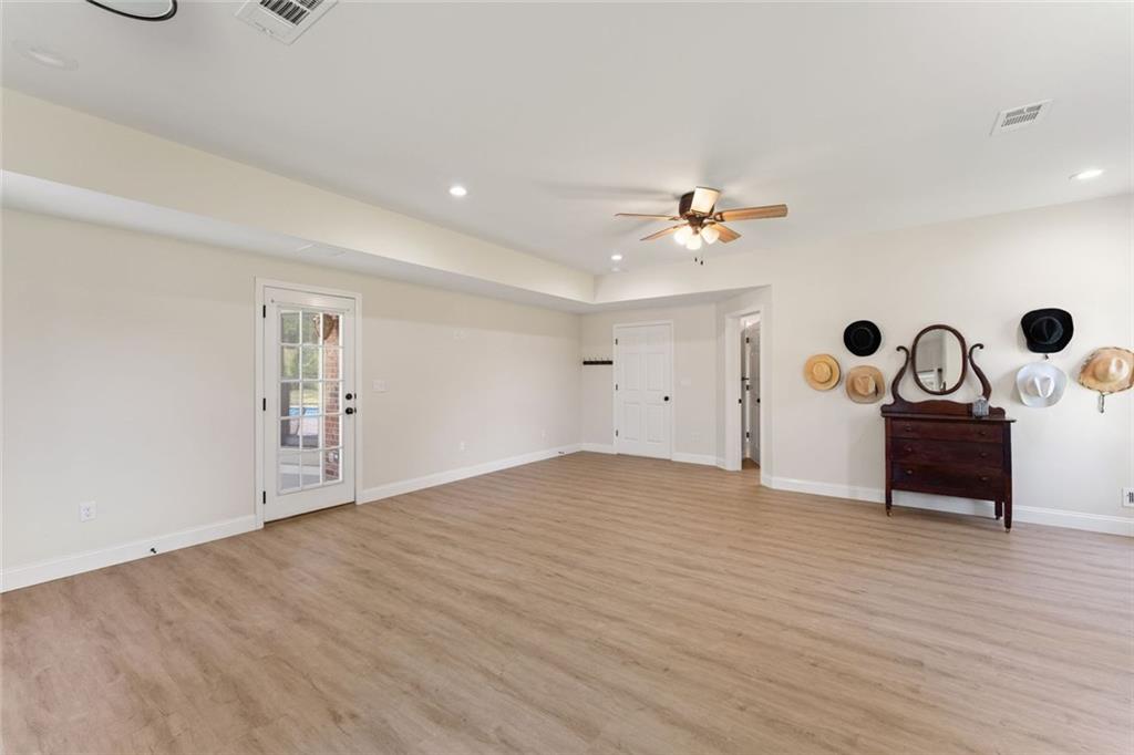 6077 Green Tree Lane