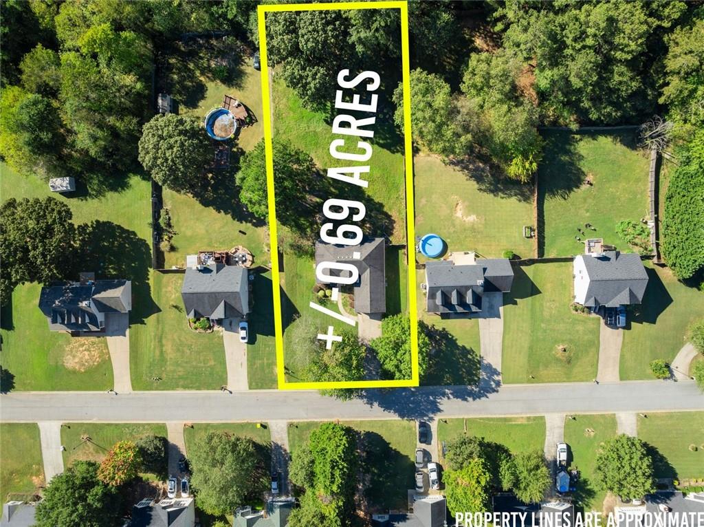 926 Lochwolde Lane