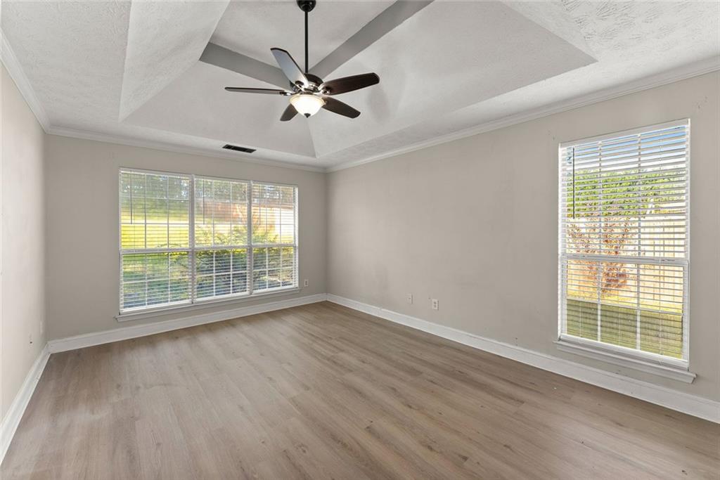 926 Lochwolde Lane